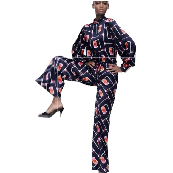 Zara Geometric Print Wide Leg Navy Pants - Picture 6 of 9